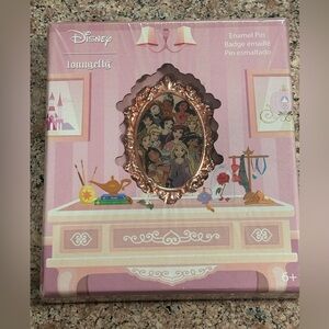 Jumbo Princess Mirror Portrait Rapunzel Ariel Mulan Belle Loungefly Disney Pin